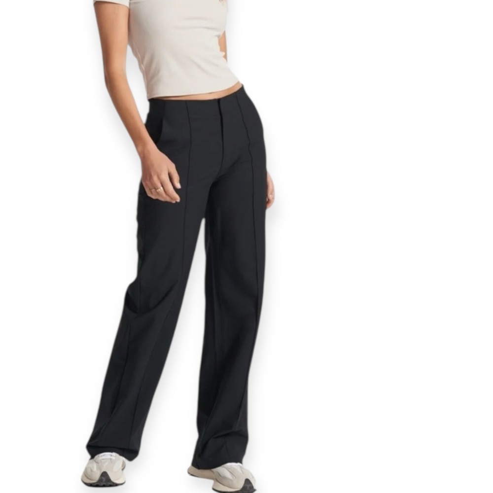 Vuori Wide Leg Pants in Black